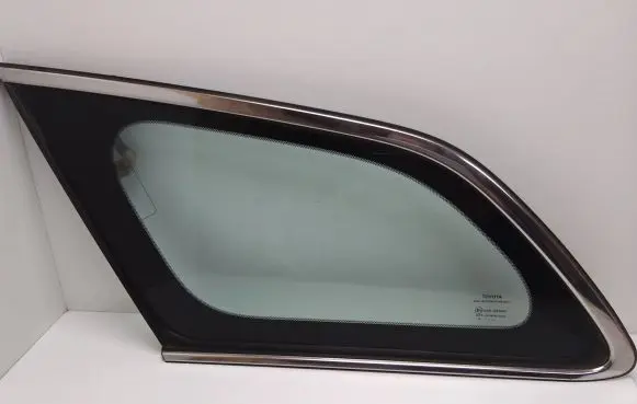 Toyota Avensis T270 Rear side window 43R0048