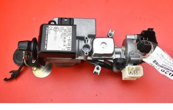 Suzuki Grand Vitara II Ignition lock 33970-67J00