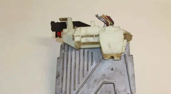 Volvo V70 Engine control unit/module