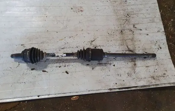 BMW X3 E83 Front driveshaft NOCODE