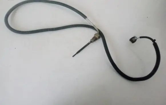 Mercedes-Benz CLA C117 X117 W117 Exhaust gas temperature sensor a0009050701