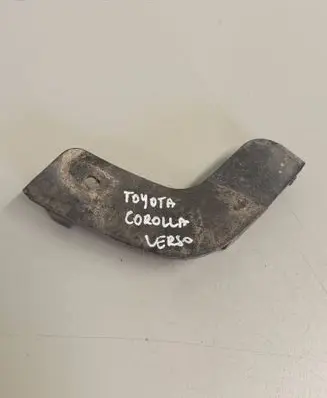 Toyota Corolla Verso AR10 Rear mudguard 