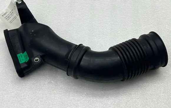 Suzuki Vitara (LY) Air intake hose/pipe 1376553SA0