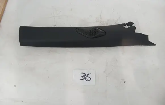 Peugeot 2008 II (A) pillar trim 983304402PR