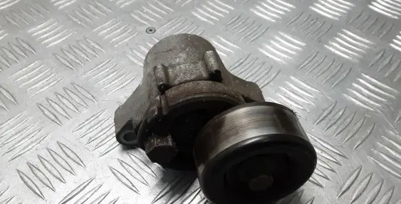 Mitsubishi Outlander Generator/alternator belt tensioner