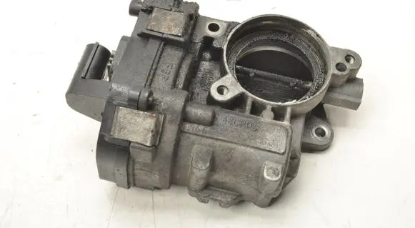 Opel Astra H Electric throttle body valve 