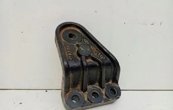 Hyundai i20 (GB IB) Engine mounting bracket