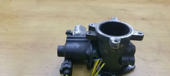 Volkswagen Crafter EGR valve 076131501B