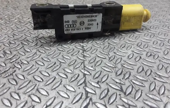 Audi A6 S6 C5 4B Airbag deployment crash/impact sensor 4B0959643E