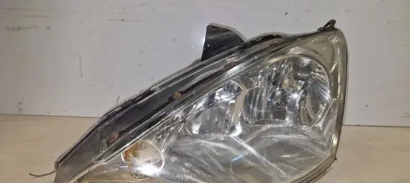 Ford Focus Headlight/headlamp 4311152l