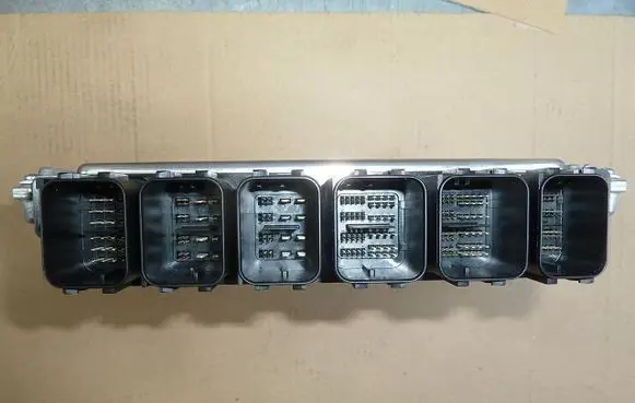 BMW X3 G01 Combustion control unit/module 0281037131