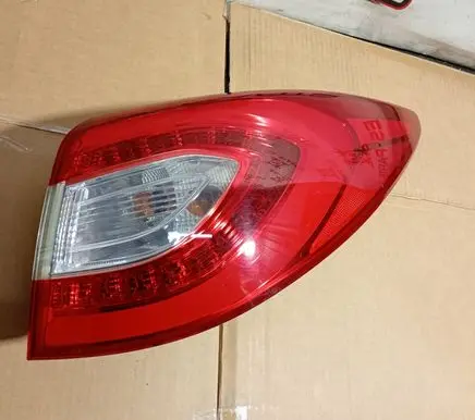 Hyundai ix35 Rear/tail lights 92402-2Y5