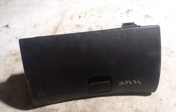 Hyundai H-1, Starex, Satellite Glove box