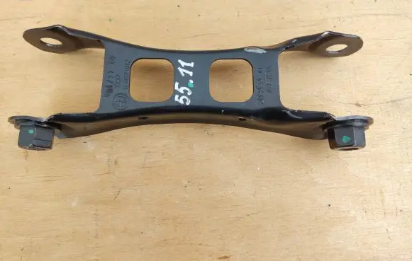 BMW i3 Rear upper control arm/wishbone 6867882 33306867882