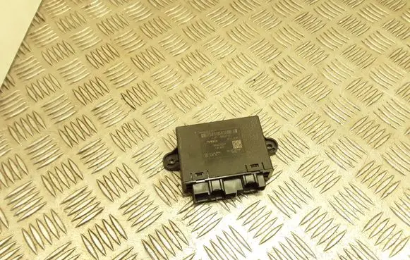 Ford Fiesta Door control unit/module LU5T14B533AC