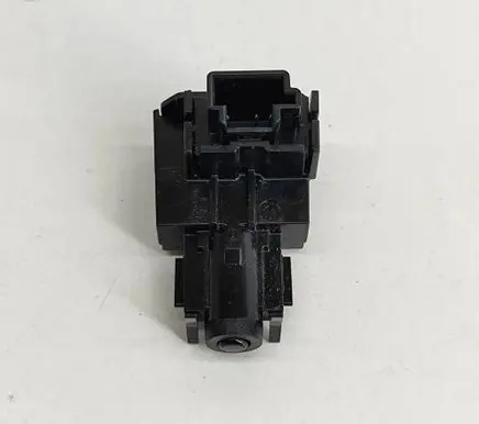 Skoda Enyaq iV Oil temperature sensor 6PT014401 5WA907527A