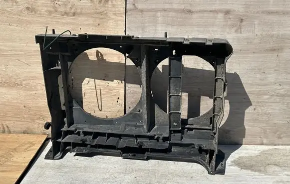 Peugeot 807 Radiator support slam panel