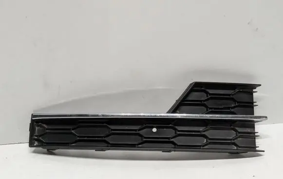 Skoda Octavia Mk3 (5E) Front bumper lower grill 5E0807682G 114536260