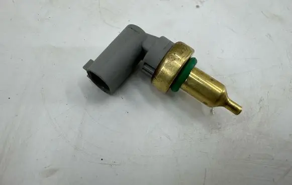 Mercedes-Benz EQC Coolant temperature sensor A0009056102