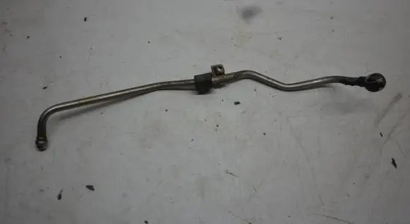 Volkswagen Tiguan Turbo turbocharger oiling pipe/hose 