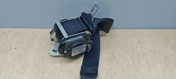 Mercedes-Benz E A207 Rear seatbelt A2078602385