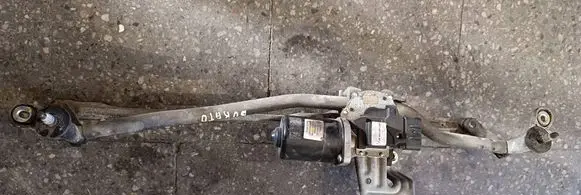 Front wiper linkage and motor