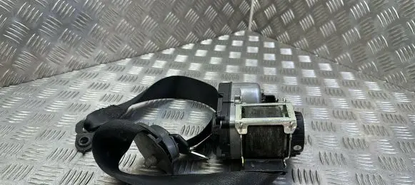 Mercedes-Benz ML W164 Front seatbelt 33033476A