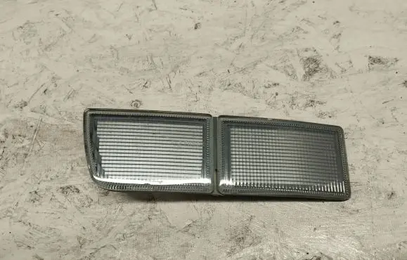 Volkswagen Golf III Front reflector 1H0941777A