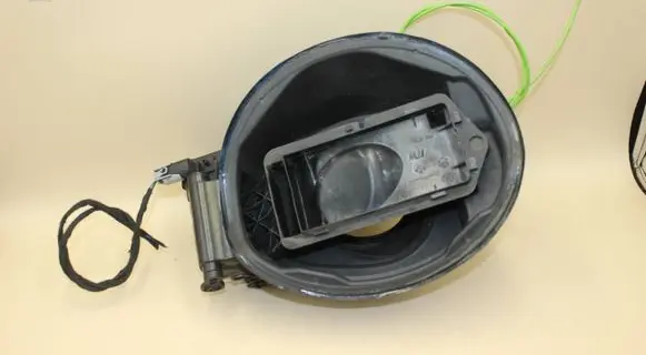 BMW 1 F20 F21 Fuel tank cap 7238095