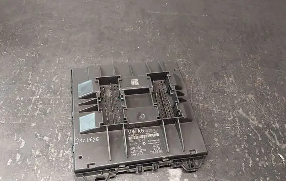 Seat Ibiza IV (6J,6P) Comfort/convenience module 6R0937087D