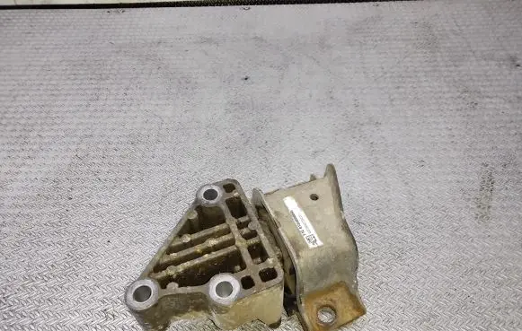 Peugeot Boxer Engine mount bracket 01358088080
