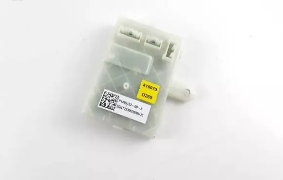Tesla Model S Battery control module P149513300A P1495133-00-A SQNT223062008UJO