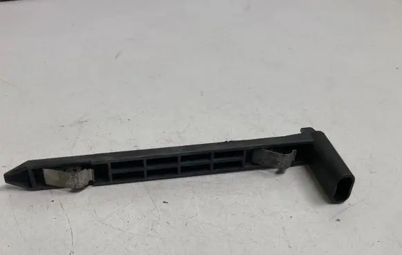 Volvo XC60 Headlight/headlamp mounting bracket 89075547 30763154