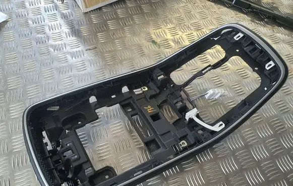 Renault Scenic IV - Grand scenic IV Center console decorative trim 682605918R