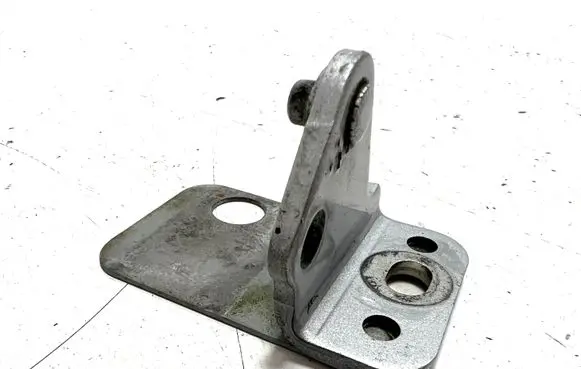 Audi A8 S8 D3 4E Rear door lower hinge