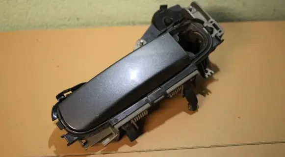 Audi A3 S3 8P Front door exterior handle
