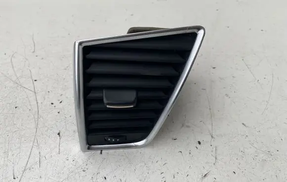 Audi Q5 SQ5 Dashboard side air vent grill/cover trim 8R1820901 8R1820901F