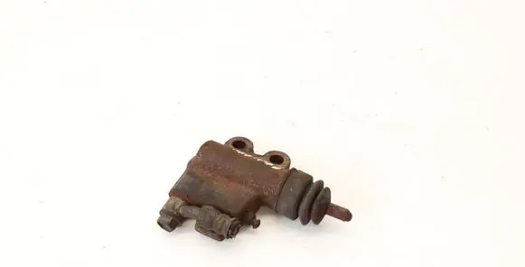 Clutch slave cylinder