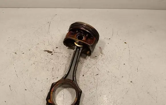 Mercedes-Benz SLK R172 Piston with connecting rod 