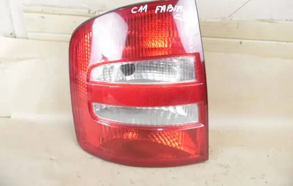 Skoda Fabia Mk1 (6Y) Rear/tail lights