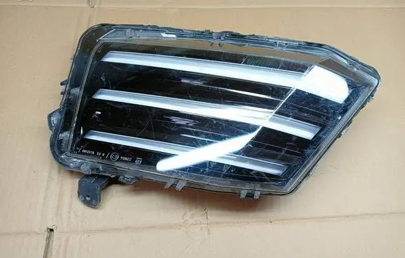 Peugeot 2008 II LED Daytime headlight 9850423580 L855640