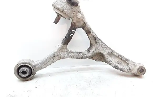 Volvo XC90 Front lower control arm/wishbone