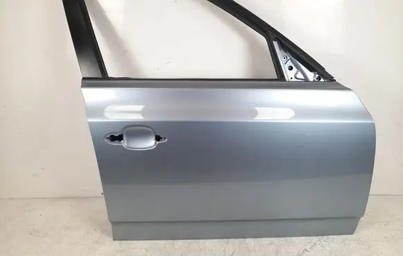 BMW X3 E83 Front door