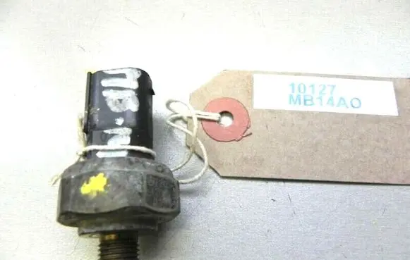 Mercedes-Benz A W169 Air conditioning (A/C) pressure sensor 0045429018 2110000283