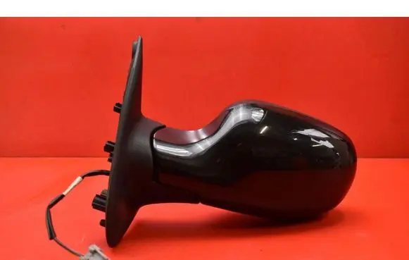 Nissan Micra Front door electric wing mirror 011031