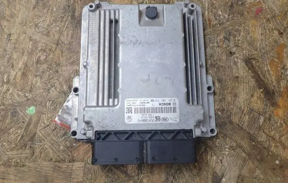 Jaguar XJ X351 Engine control unit/module CPLA12B684YE