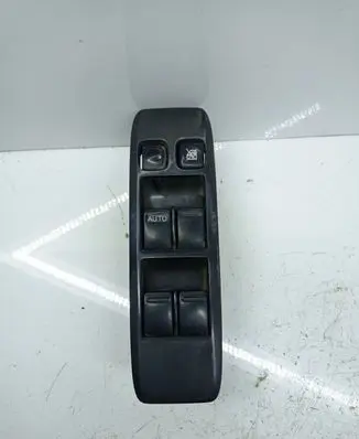 Nissan Primera Electric window control switch 25401AV640