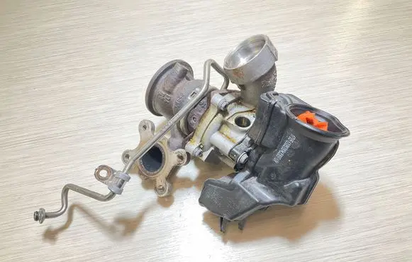 Audi A3 S3 8V Turbo 04C145702R