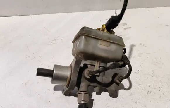 Audi A3 S3 8L Master brake cylinder 1J1611301B 0502