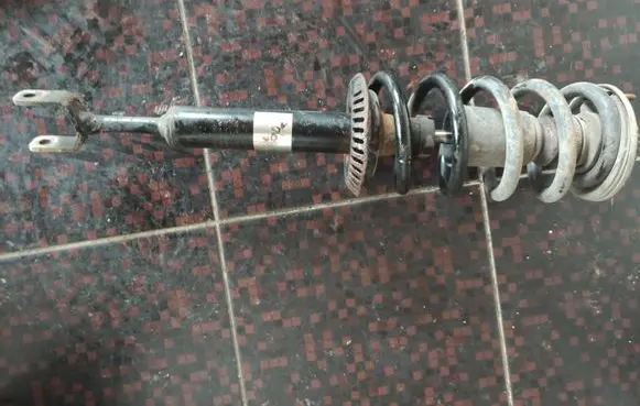 Volkswagen PASSAT B5.5 Front shock absorber/damper ACWC55MT